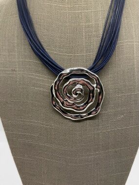 Silver Pendant with Roped Necklace